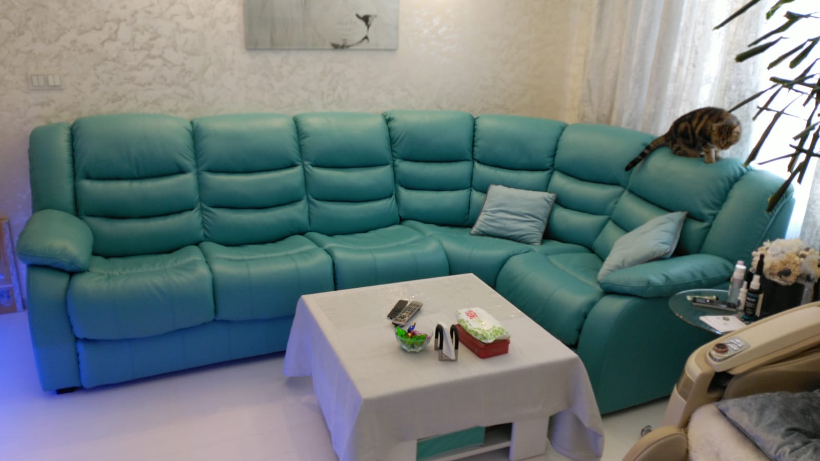 Перетяжка дивана на дому. Западная Двина